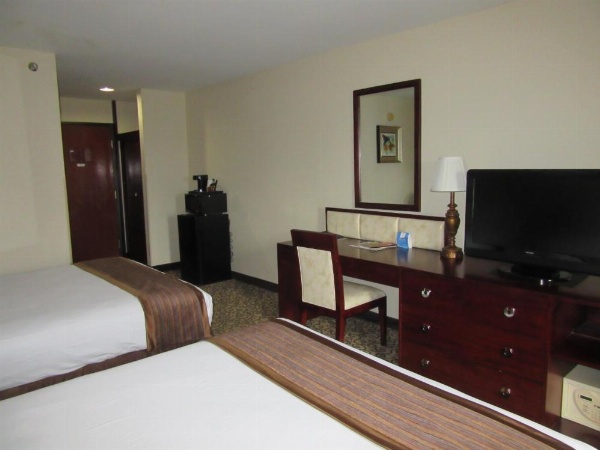 Baymont by Wyndham Columbia Fort Jackson image 18